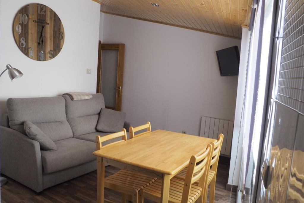 Apartamento Partara Ainsa Bagian luar foto